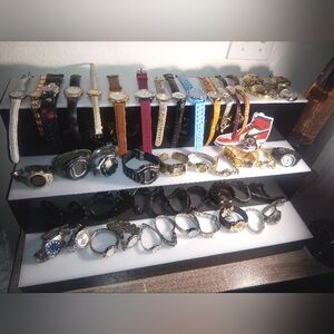 Men's  And Women 34 Watches. $150